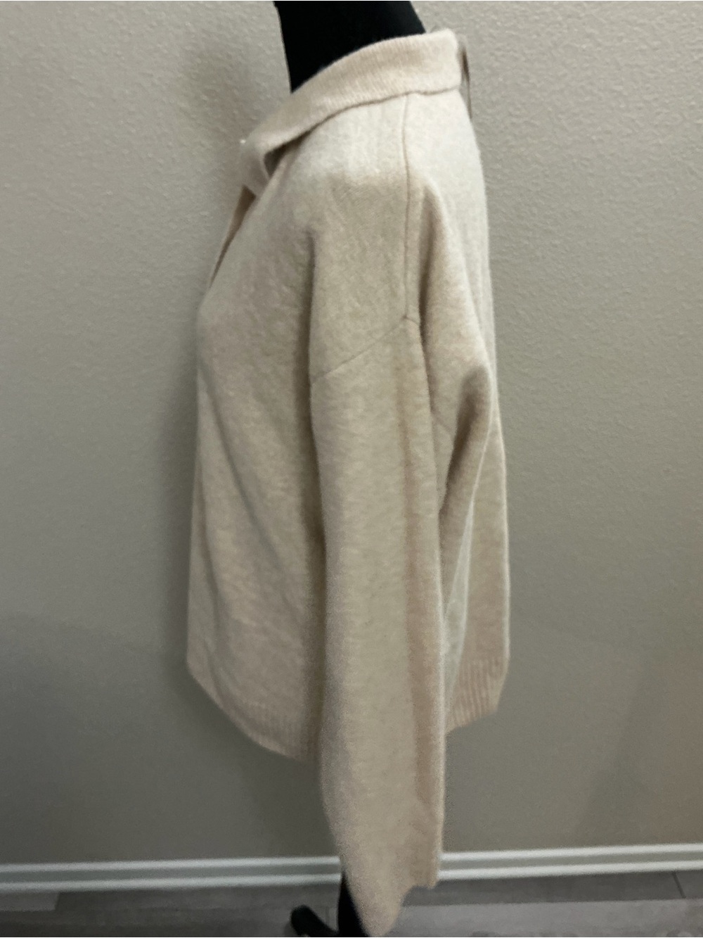 H&M Cream Knit Polo Collar Sweater - Picture 6 of 8